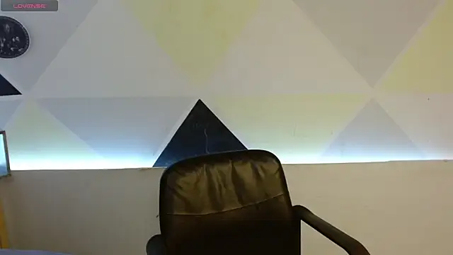 Snapshot of Bia_LuxBia_Lux chatting on 11/26/25, 08:21 Bia LuxBia Lux online show from 11/26/25, 08:21