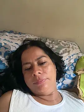 Aleja-198522 online show from 11/22/25, 01:32