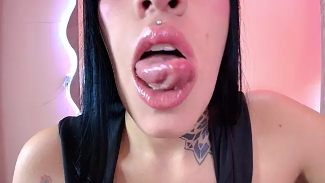 catte jensen online show from 11/23/25, 07:46