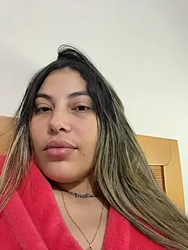 Snapshot of Anna_Bitch_Disgusting chatting on 12/13/25, 10:59 Anna Bitch Disgusting online show from 12/13/25, 10:59