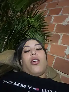 Snapshot of Anna_Bitch_Disgusting chatting on 01/11/26, 10:59 Anna Bitch Disgusting online show from 01/11/26, 10:59