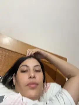 Anna Bitch Disgusting online show from 02/14/26, 04:31