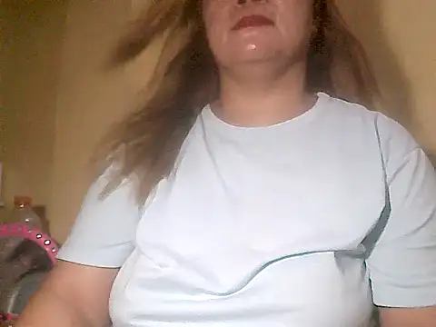 loriepinay46 online show from 04/11/26, 10:30