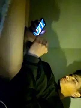 quetzal200128 online show from 12/01/25, 05:01