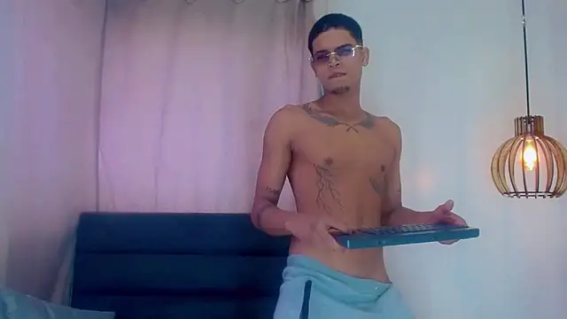 Isaacas  online show from 11/18/25, 11:36