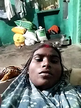 Snapshot of Big_Lovexx chatting on 11/12/25, 05:02 Big Lovexx online show from 11/12/25, 05:02