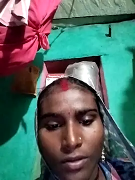 Snapshot of Big_Lovexx chatting on 11/16/25, 05:29 Big Lovexx online show from 11/16/25, 05:29