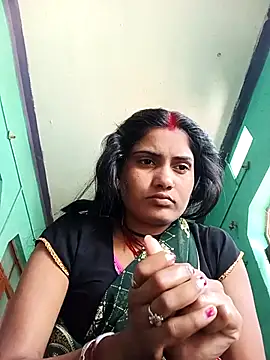 Snapshot of Pushpa_hotty chatting on 04/07/26, 04:57 Pushpa hotty online show from 04/07/26, 04:57