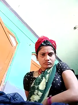 Snapshot of Pushpa_hotty chatting on 04/15/26, 04:19 Pushpa hotty online show from 04/15/26, 04:19