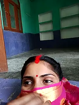 Snapshot of Pushpa_hotty chatting on 05/14/26, 03:24 Pushpa hotty online show from 05/14/26, 03:24