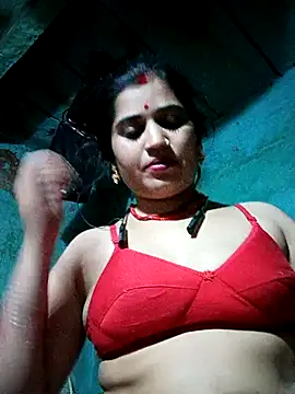 Snapshot of Hot_kamla chatting on 11/12/25, 02:17 Hot kamla online show from 11/12/25, 02:17