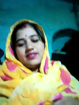 Hot kamla online show from 12/16/25, 12:43