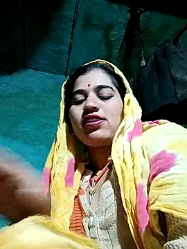 Hot kamla online show from 01/17/26, 11:41