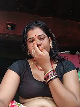 Snapshot of Hot_kamla chatting on 06/12/26, 03:49 Hot kamla online show from 06/12/26, 03:49