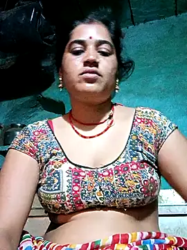 Snapshot of Hot_kamla chatting on 06/28/26, 09:32 Hot kamla online show from 06/28/26, 09:32