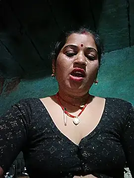 Snapshot of Hot_kamla chatting on 07/12/26, 11:40 Hot kamla online show from 07/12/26, 11:40