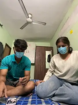 Cute hotzara online show from 11/15/25, 05:05