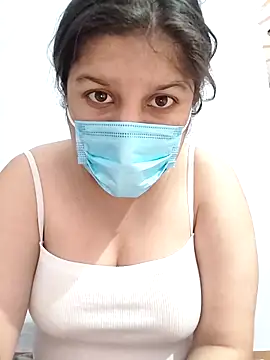 Cute hotzara online show from 05/08/26, 05:46