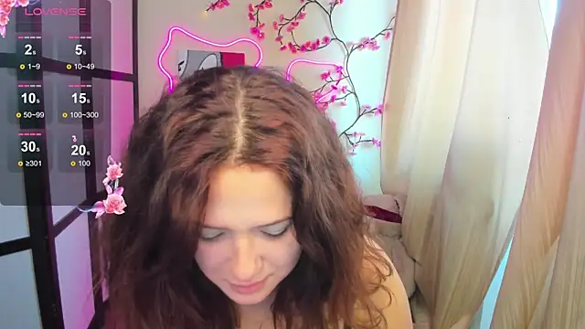 Snapshot of Anora_Miller chatting on 11/14/25, 08:35 Anora Miller online show from 11/14/25, 08:35