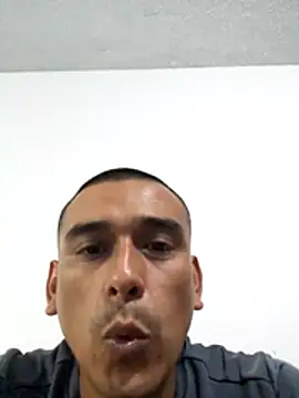 Snapshot of Solo_privado chatting on 03/31/26, 11:05 Solo privado online show from 03/31/26, 11:05