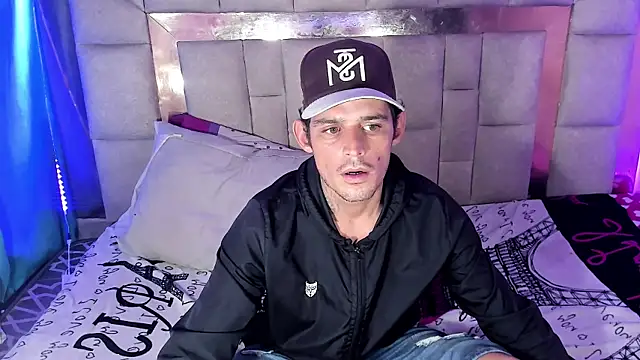 Sexybigjefffx online show from 11/13/25, 06:40