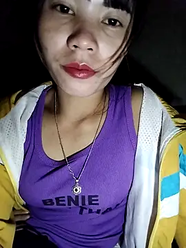 gugu0022 online show from 11/27/25, 12:29