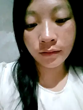 Snapshot of Micky_baby chatting on 04/18/26, 10:43 Micky baby online show from 04/18/26, 10:43