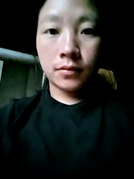 Snapshot of Micky_baby chatting on 04/21/26, 10:45 Micky baby online show from 04/21/26, 10:45