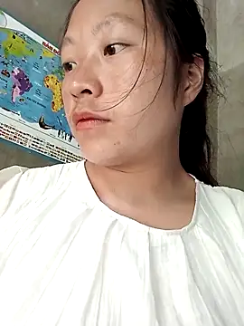 Snapshot of Micky_baby chatting on 04/23/26, 02:13 Micky baby online show from 04/23/26, 02:13