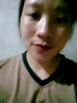 Snapshot of Micky_baby chatting on 04/23/26, 01:24 Micky baby online show from 04/23/26, 01:24