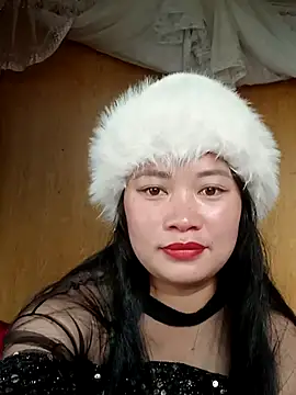 Snapshot of LyZii2k7 chatting on 11/17/25, 05:46 LyZii2k7 online show from 11/17/25, 05:46