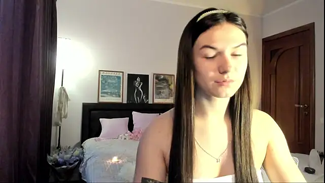 Snapshot of luna_lust_212 chatting on 06/27/26, 03:39 luna lust 212 online show from 06/27/26, 03:39