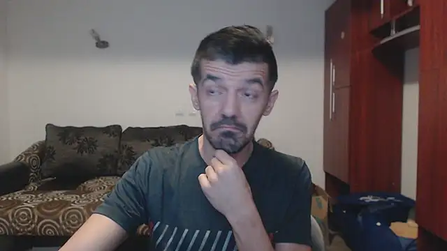 Snapshot of Dale_E chatting on 12/14/24, 04:12 Dale E online show from 12/14/24, 04:12