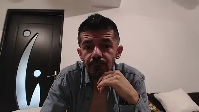 Dale E online show from 11/15/25, 06:44