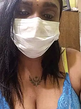 Dharshini98 online show from 01/12/26, 10:42