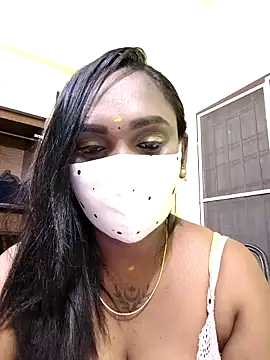 Dharshini98 online show from 02/05/26, 07:40