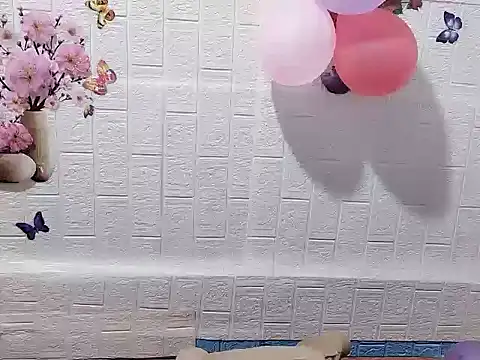 Snapshot of Site-loe chatting on 02/22/26, 09:35 Site-loe online show from 02/22/26, 09:35