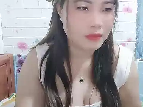 Snapshot of Site-loe chatting on 03/04/26, 06:30 Site-loe online show from 03/04/26, 06:30