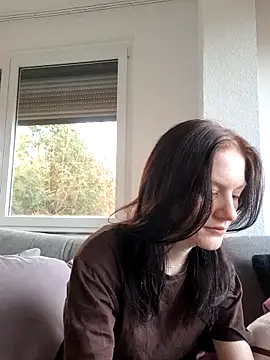 Lilly hase online show from 11/18/25, 08:52