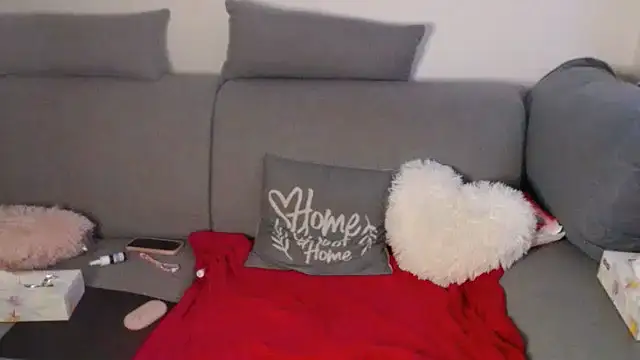 Snapshot of LolaSweetButPsycho7 chatting on 12/14/25, 02:00 LolaSweetButPsycho7 online show from 12/14/25, 02:00