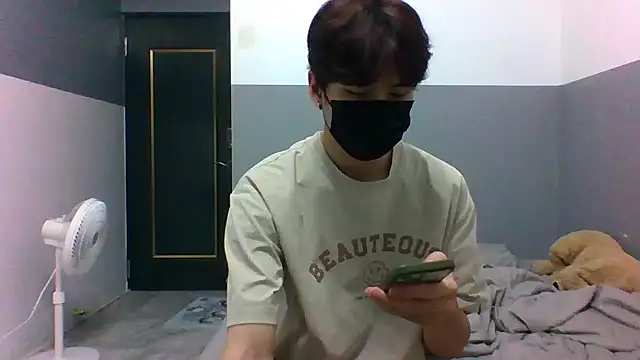 Snapshot of xunyuuu chatting on 01/18/26, 03:38 xunyuuu online show from 01/18/26, 03:38