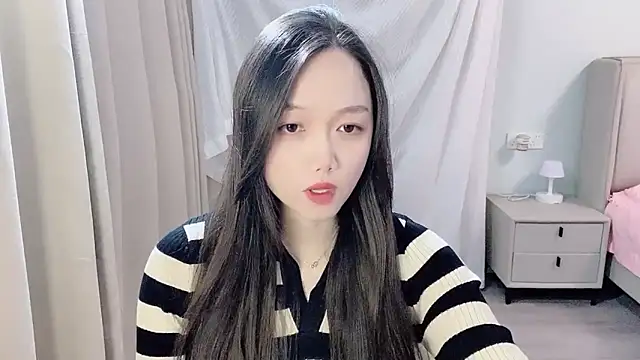 BoiI2u online show from 11/17/25, 03:51