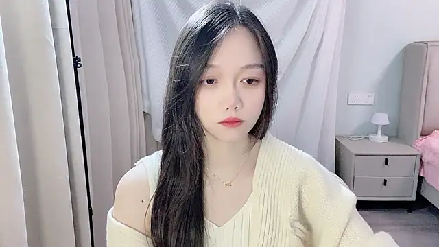 BoiI2u online show from 11/18/25, 03:27