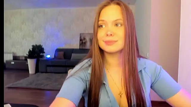 Snapshot of Kira_love_81 chatting on 05/15/26, 12:12 Kira love 81 online show from 05/15/26, 12:12