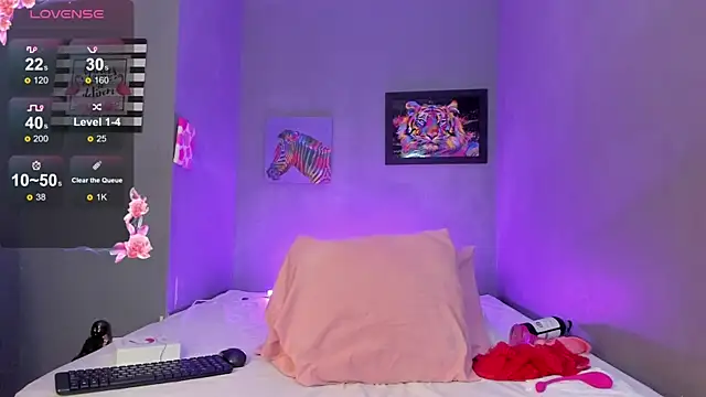 MiaMaxwell online show from 01/06/26, 10:34