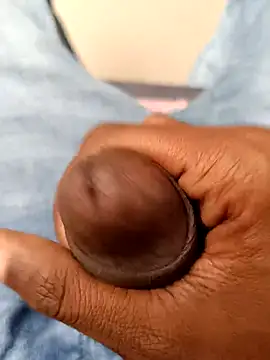 sexiestboii  online show from 01/12/26, 06:51