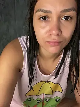 Snapshot of carolsapequinha chatting on 12/20/25, 10:55 carolsapequinha online show from 12/20/25, 10:55