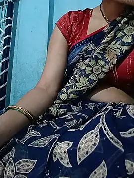Snapshot of beutiful_hot chatting on 07/04/26, 05:24 beutiful hot online show from 07/04/26, 05:24
