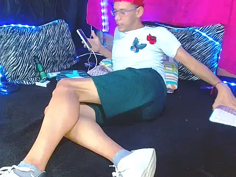 FANTASYBOYS11 online show from 12/14/25, 12:16