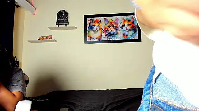 Snapshot of isabel_zara chatting on 01/11/26, 12:59 isabel zara online show from 01/11/26, 12:59